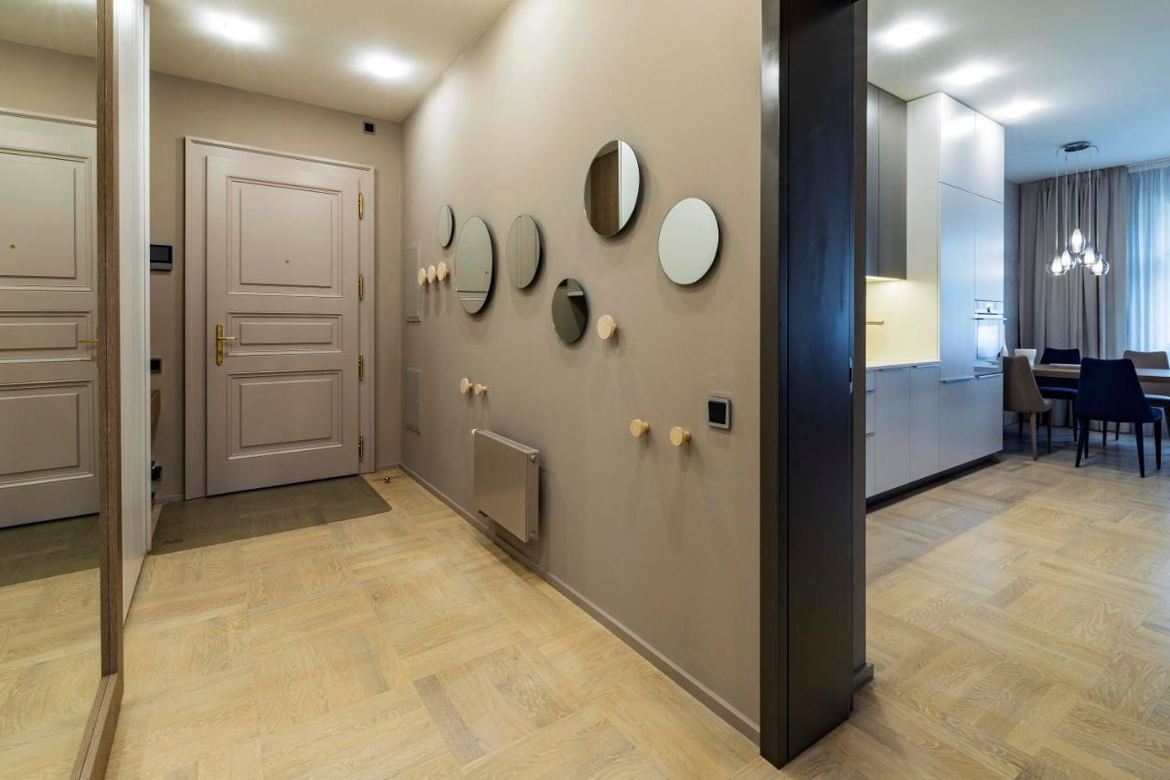 דירות New Luxury Apt With Ac&Parking In The Center Of פראג מראה חיצוני תמונה