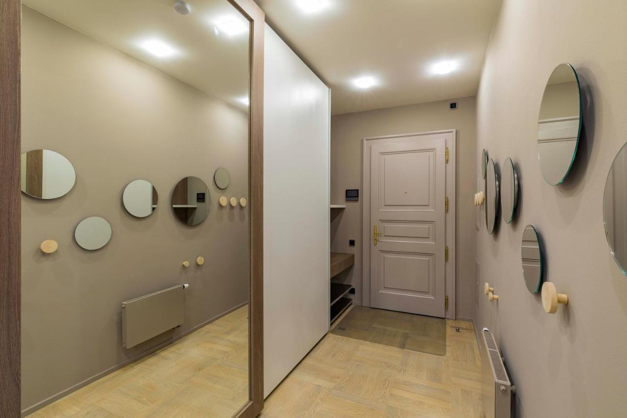 דירות New Luxury Apt With Ac&Parking In The Center Of פראג מראה חיצוני תמונה
